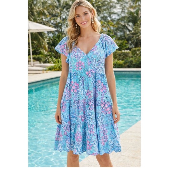 Lilly Pulitzer Dresses & Skirts - NWOT- Lilly Pulitzer Kawai Flutter Sleeve Dress